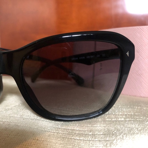 Prada ladies sunglasses - Picture 10 of 14